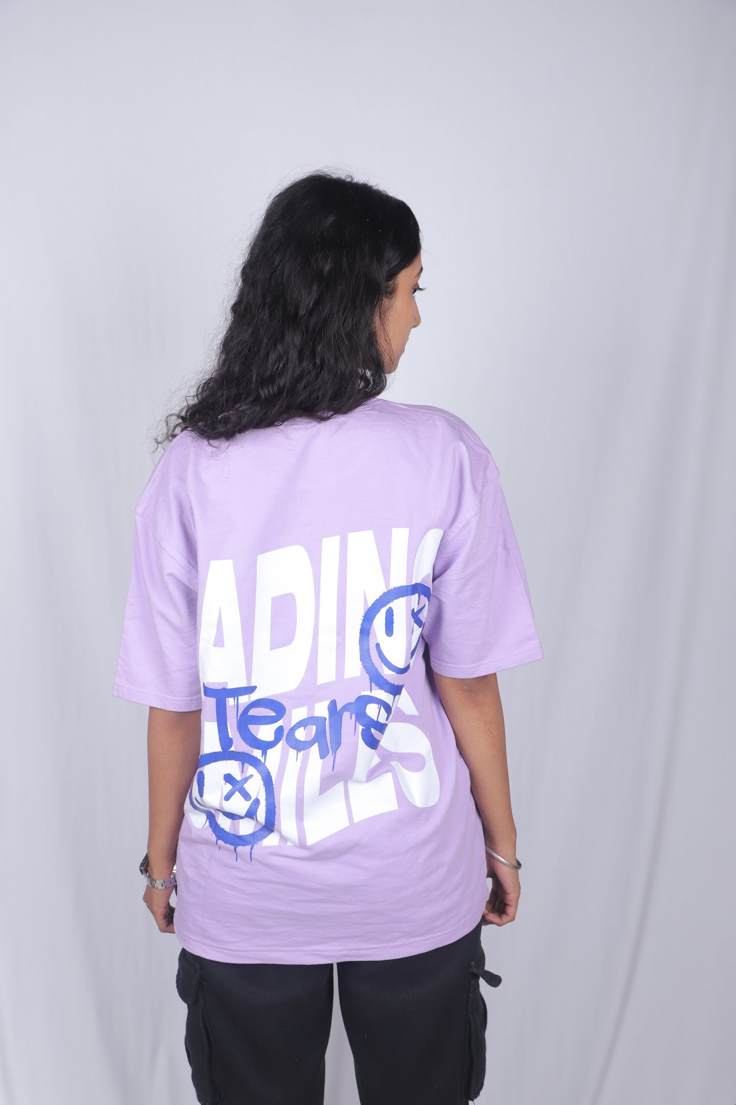 FADING SMILES Oversized T-shirt