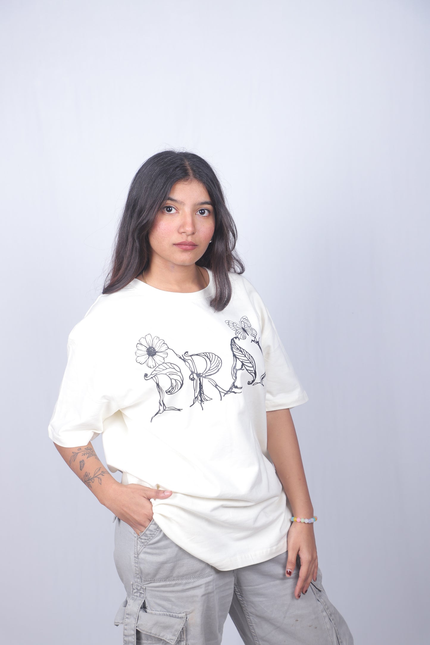 BUTTERFLY VINCENT Oversized T-shirt